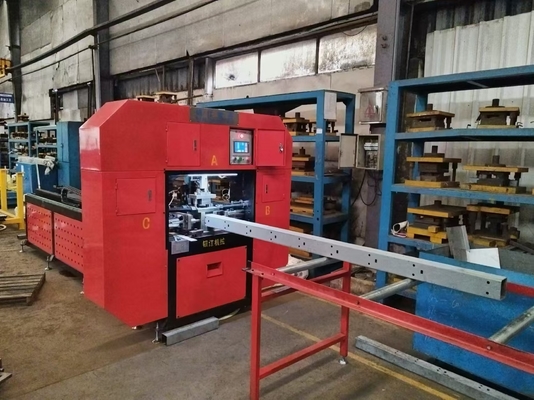 2500 কেজি স্বয়ংক্রিয় স্কয়ার পাইপ Punching মেশিন 50Hz ফ্রিকোয়েন্সি